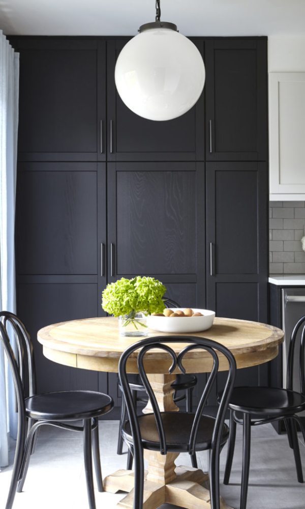 One Room Challenge Reveal – Fall 2018: My Sister’s Charming Kitchen